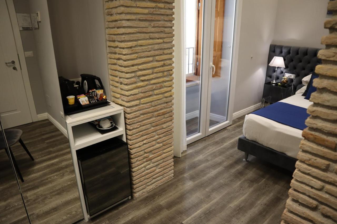 Millina Suites In Navona Roma Exterior foto