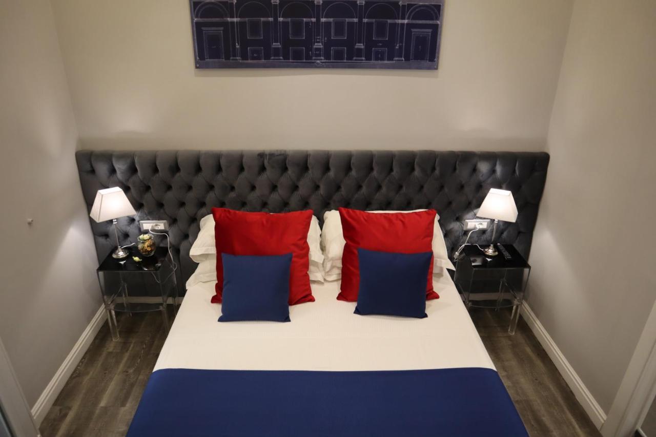Millina Suites In Navona Roma Exterior foto