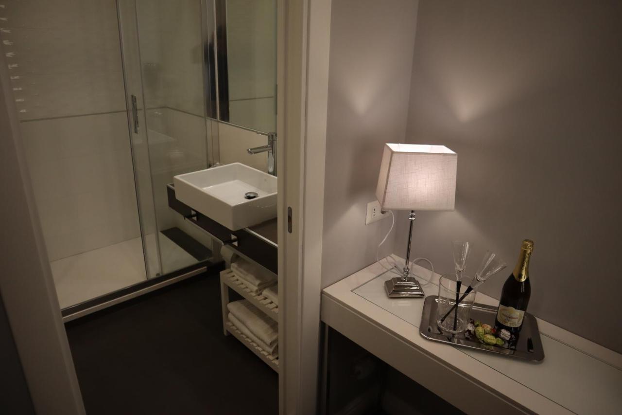 Millina Suites In Navona Roma Exterior foto